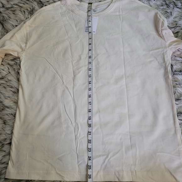 DIVIDED cream oversized long-sleeved top small - Picture 4 of 8